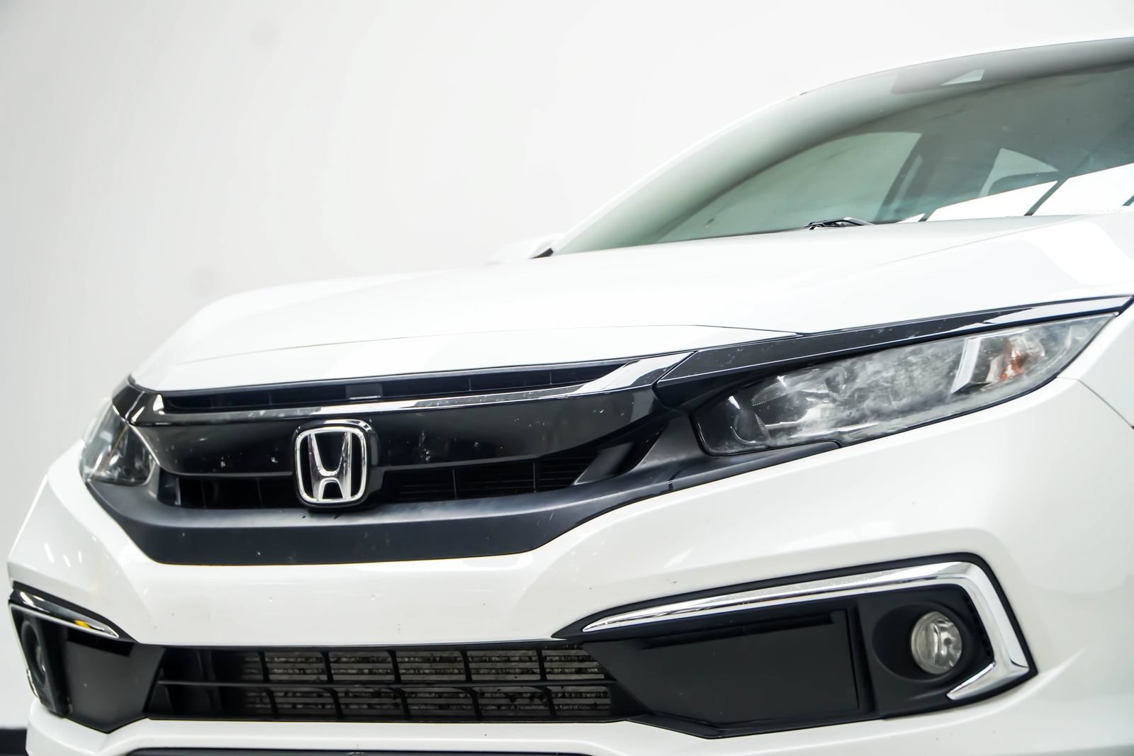 Used 2021 Honda Civic EX-L image 2