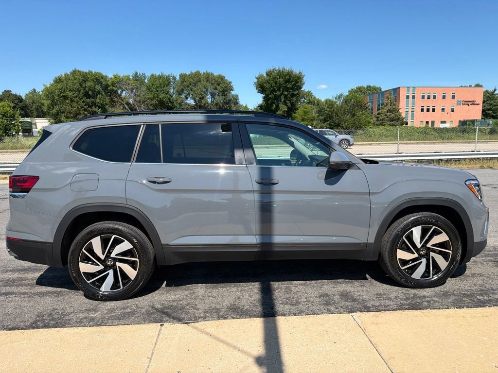Certified 2026 Volkswagen Atlas SE AWD/4WD image 10