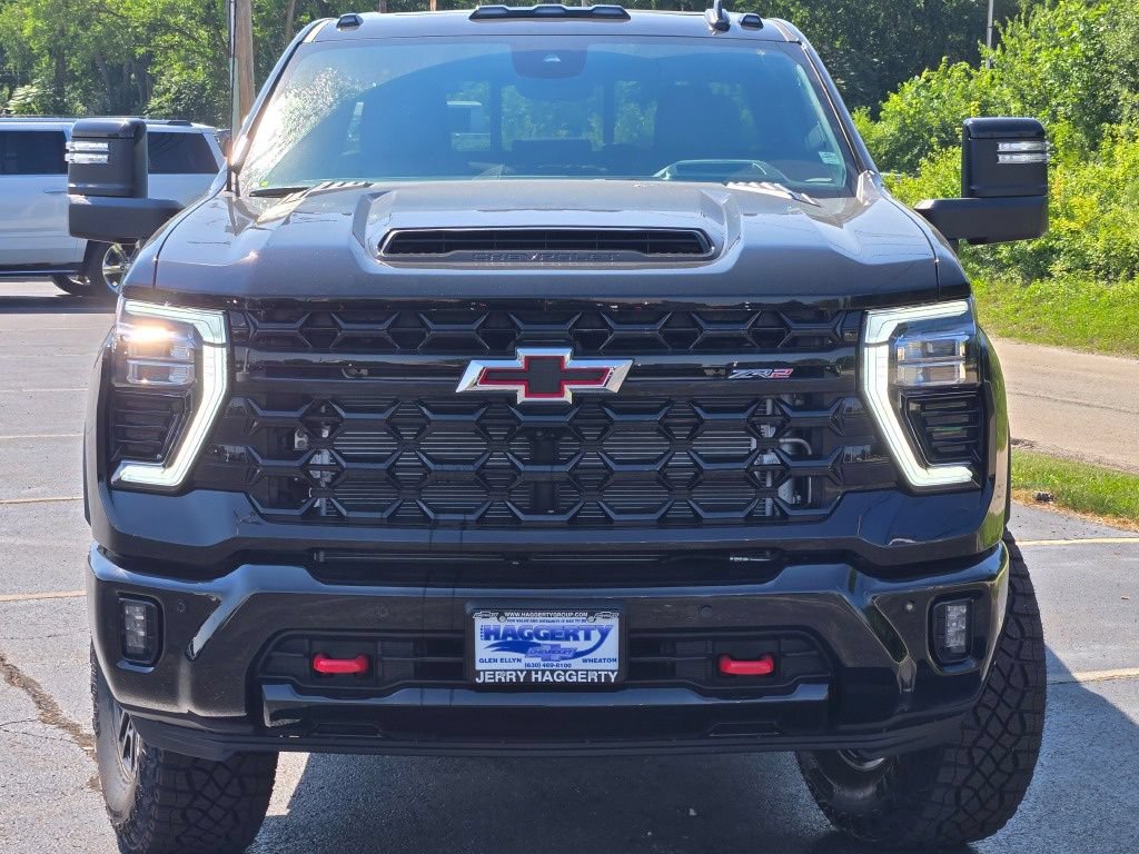 New 2026 Chevrolet Silverado 2500 ZR2 AWD/4WD image 3