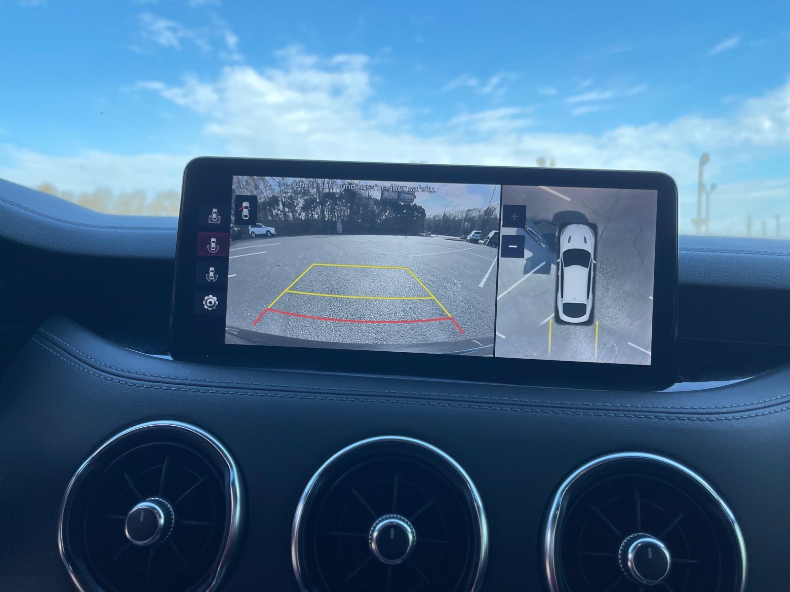 Used 2022 Kia Stinger GT2 image 6