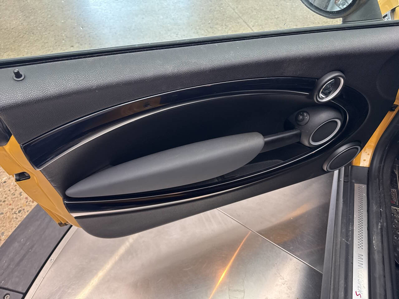 Used 2009 MINI Cooper S image 15