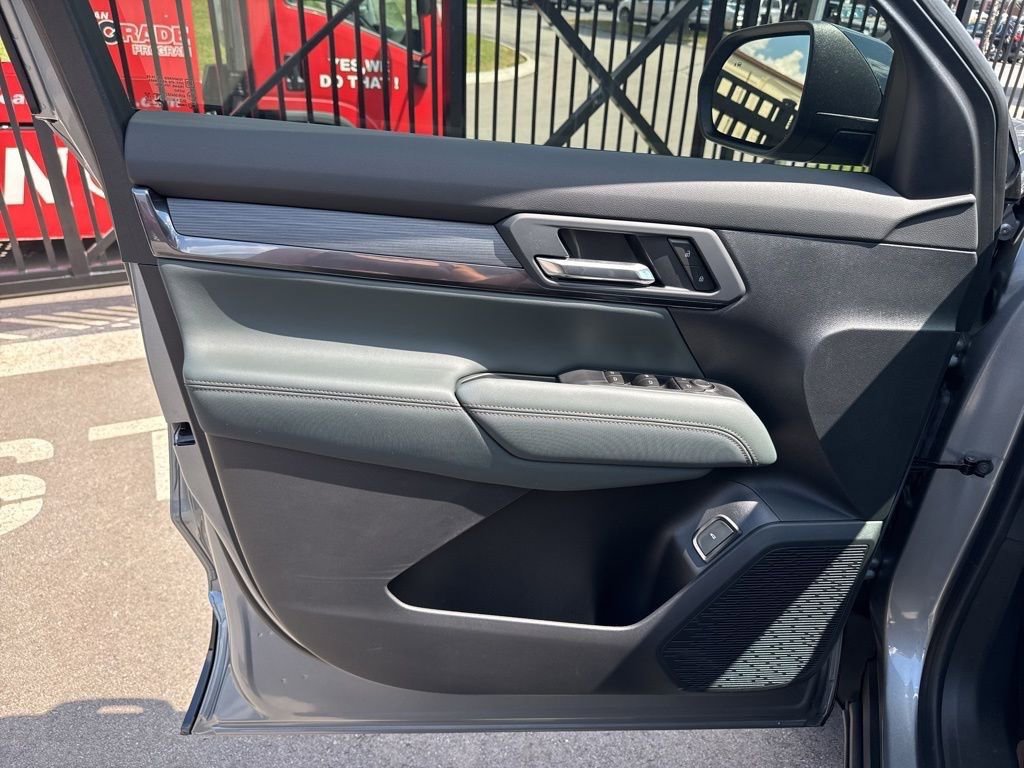 New 2026 GMC Terrain AT4 image 11