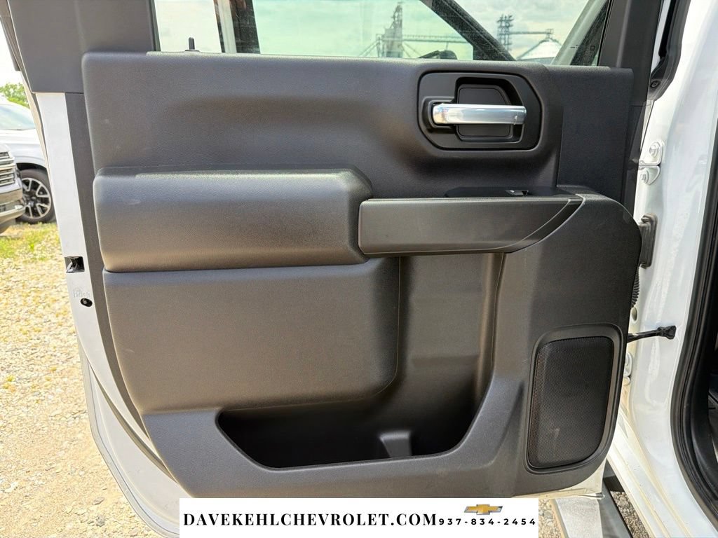 Used 2022 Chevrolet Silverado 3500 LT w/ Convenience Package AWD/4WD image 16