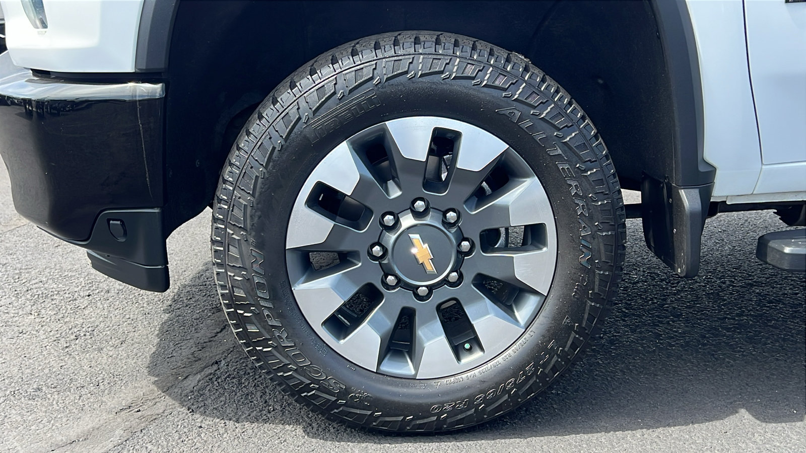 Used 2021 Chevrolet Silverado 2500 Custom w/ Custom Convenience Package AWD/4WD image 11