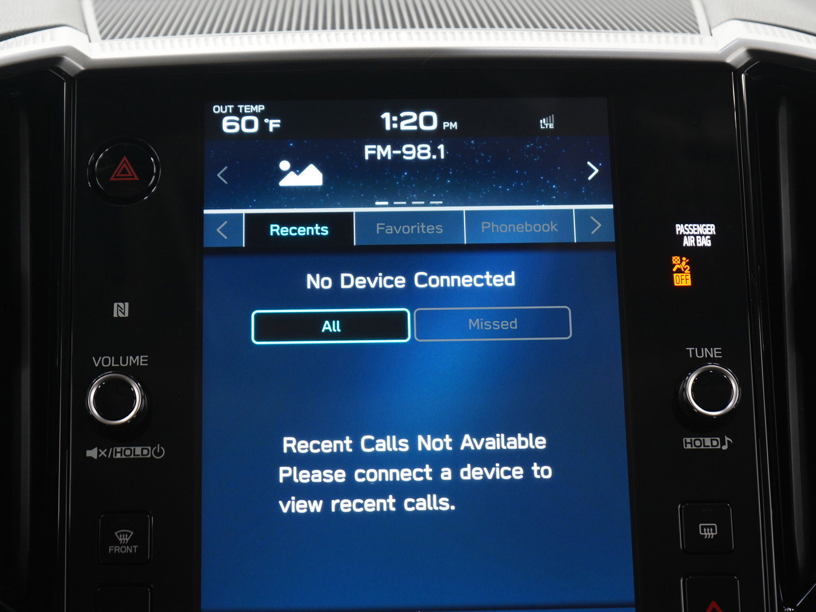 Used 2024 Subaru Ascent Premium w/ Convenience Package image 18