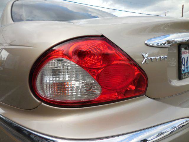 Used 2002 Jaguar X-TYPE 3.0 image 22