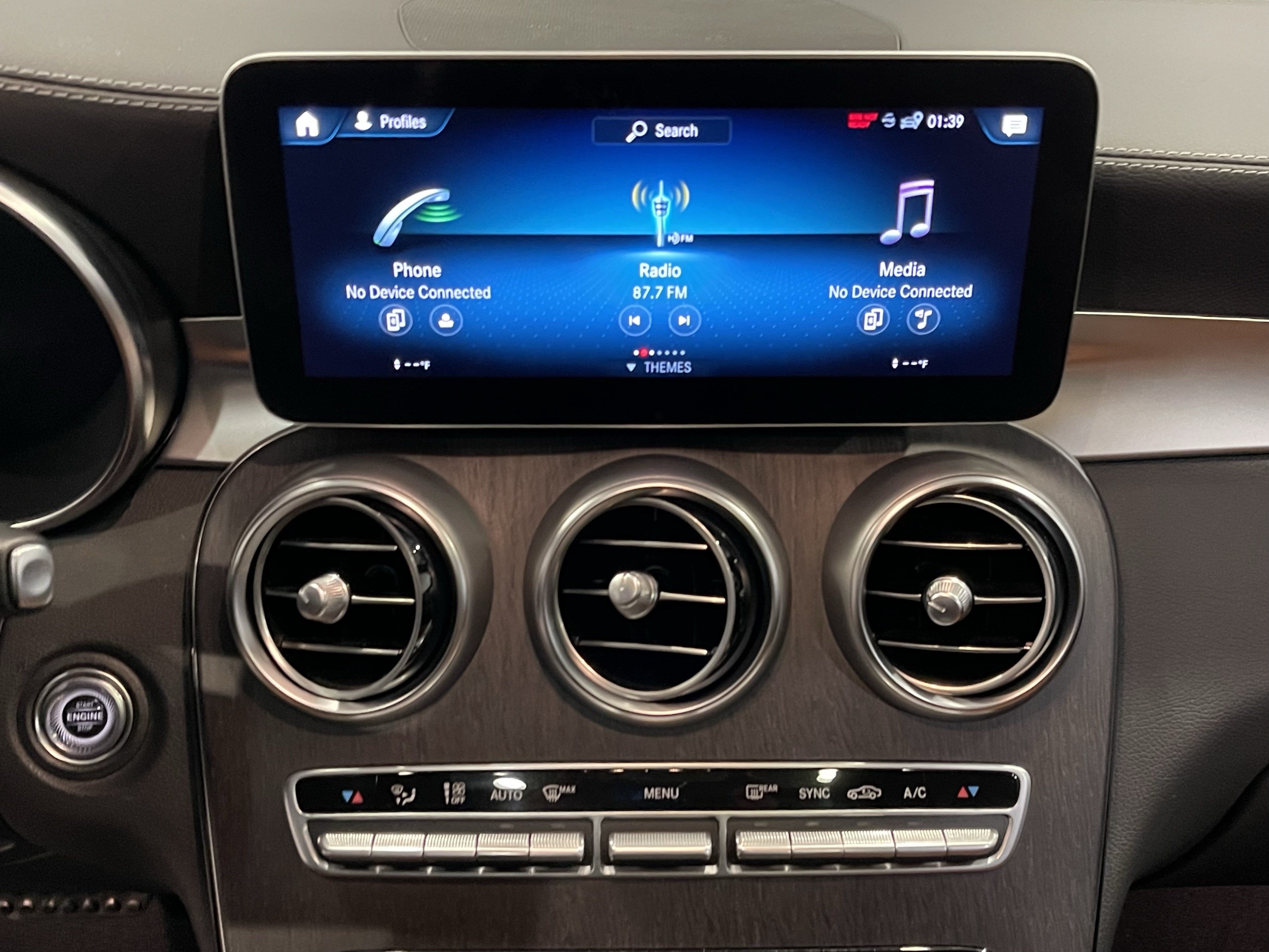 Used 2023 Mercedes-Benz GLC 300 4MATIC Coupe image 22