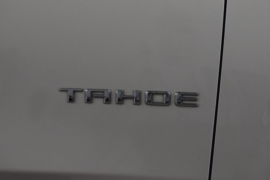 Used 2022 Chevrolet Tahoe LT w/ Luxury Package AWD/4WD image 14