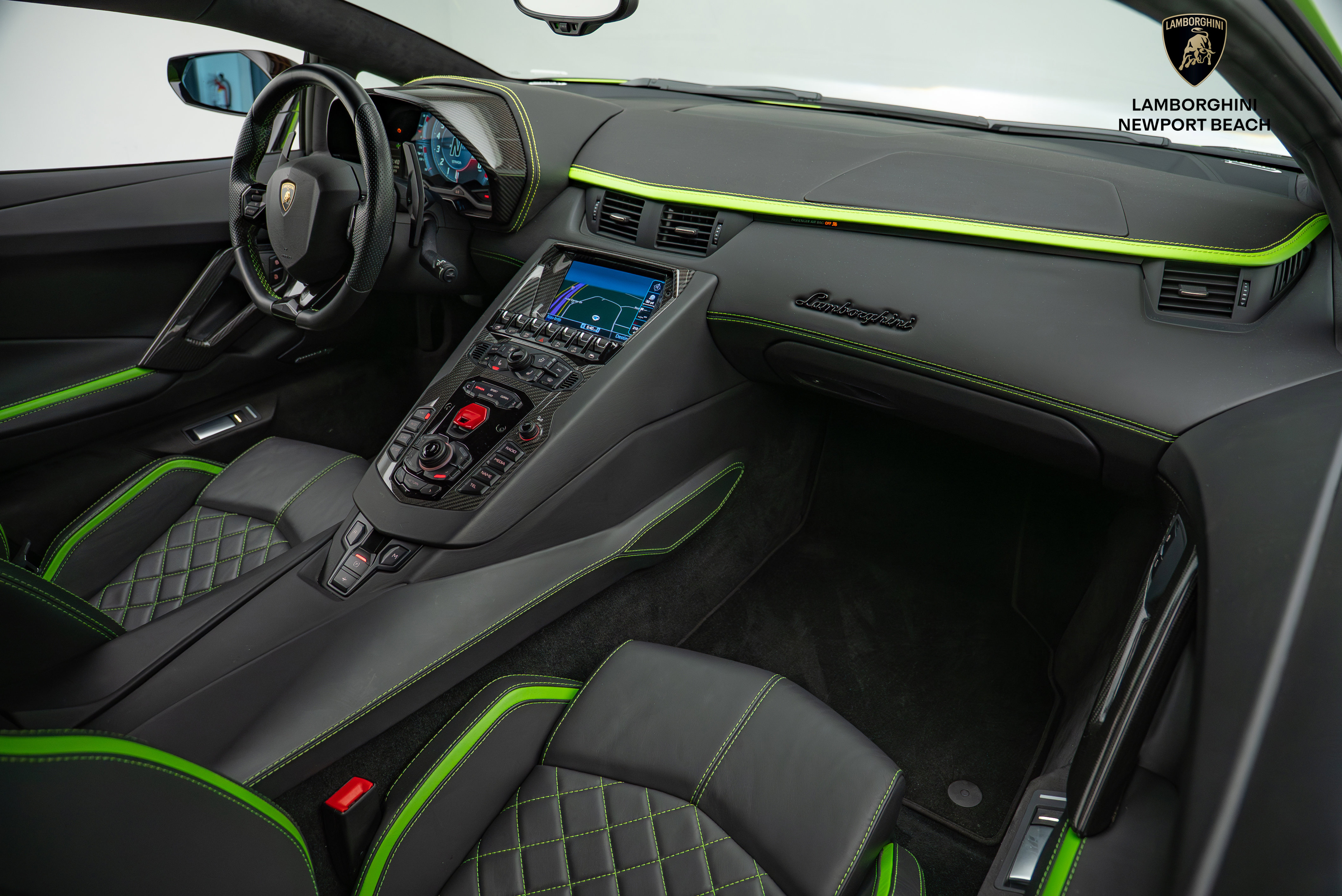 Used 2018 Lamborghini Aventador S image 26