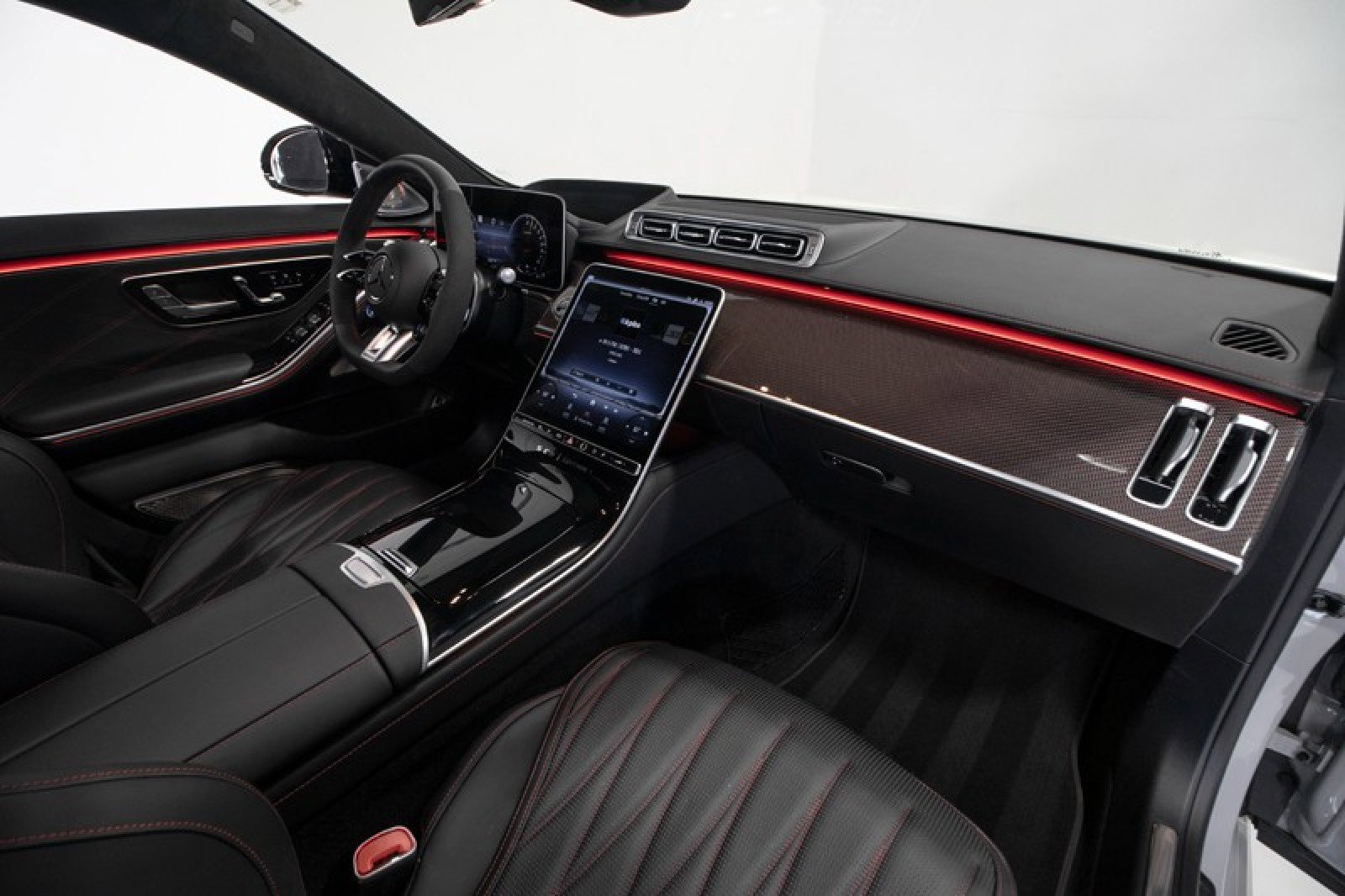 Used 2024 Mercedes-Benz S 63 AMG S image 55