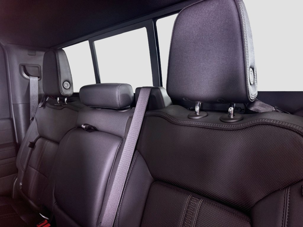 Certified 2024 Chevrolet Silverado 3500 High Country w/ Technology Package AWD/4WD image 29