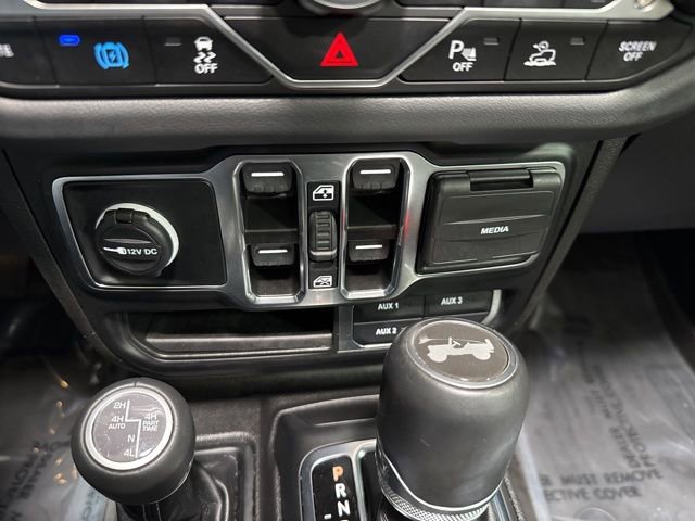 Used 2024 Jeep Wrangler High Altitude image 25