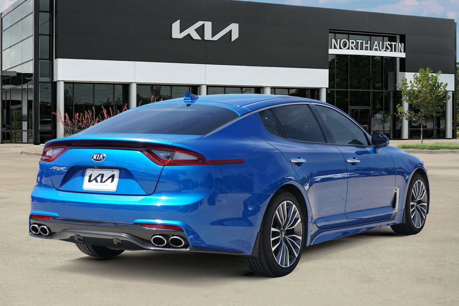 Used 2018 Kia Stinger Premium RWD image 5