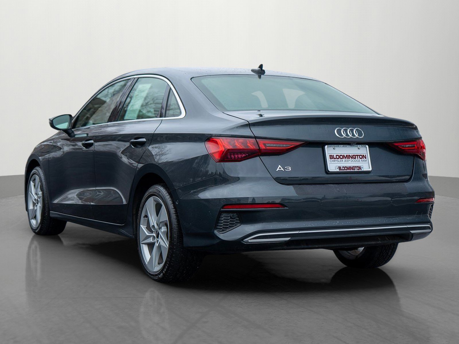 Used 2024 Audi A3 2.0T Premium image 5