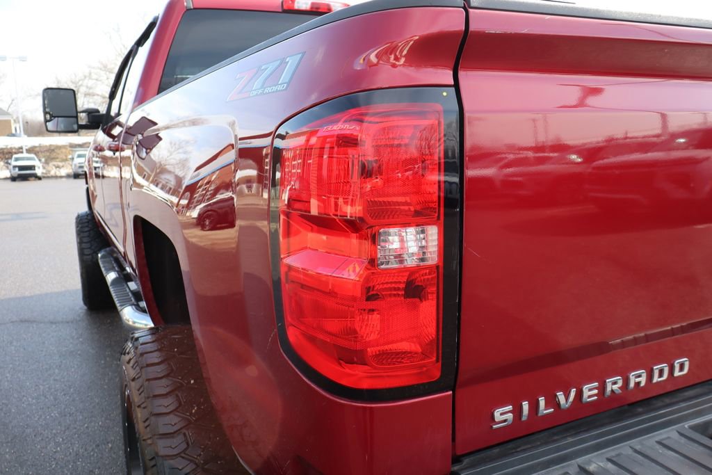 Used 2019 Chevrolet Silverado 3500 LT w/ All-Star Edition image 32