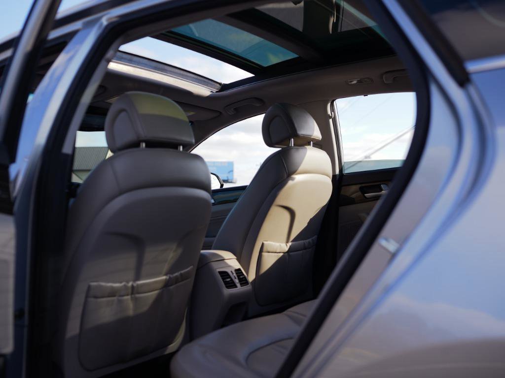 Used 2015 Hyundai Sonata Limited w/ Option Group 06 image 15