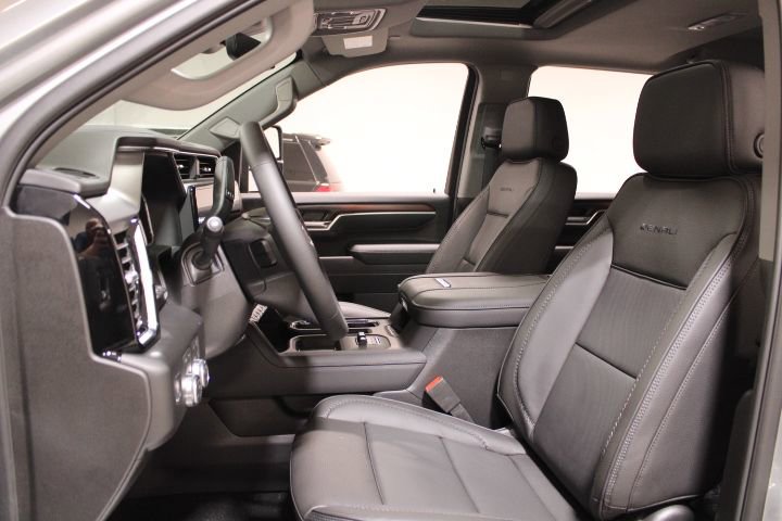 New 2026 GMC Sierra 2500 Denali w/ Denali Reserve Package image 20