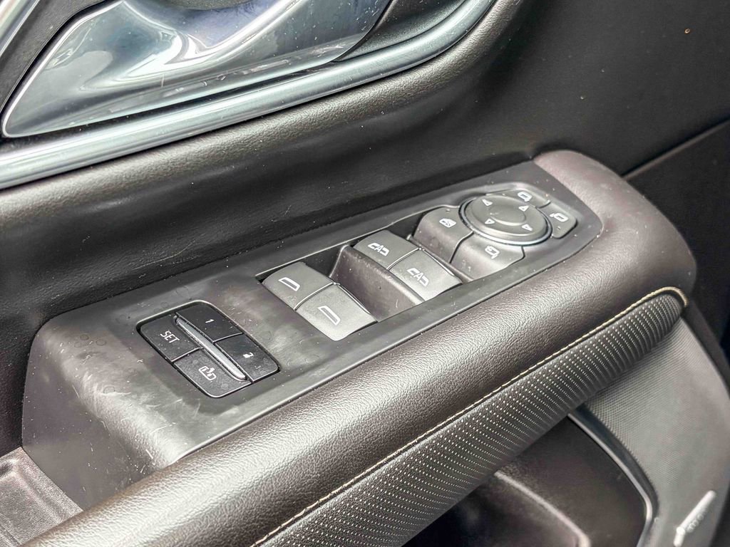 Used 2021 Chevrolet Tahoe Premier w/ Premium Package image 44