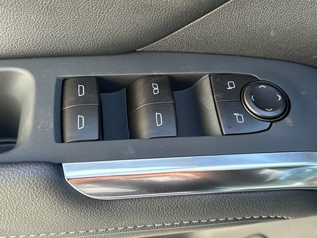 New 2026 Chevrolet Traverse LT image 21