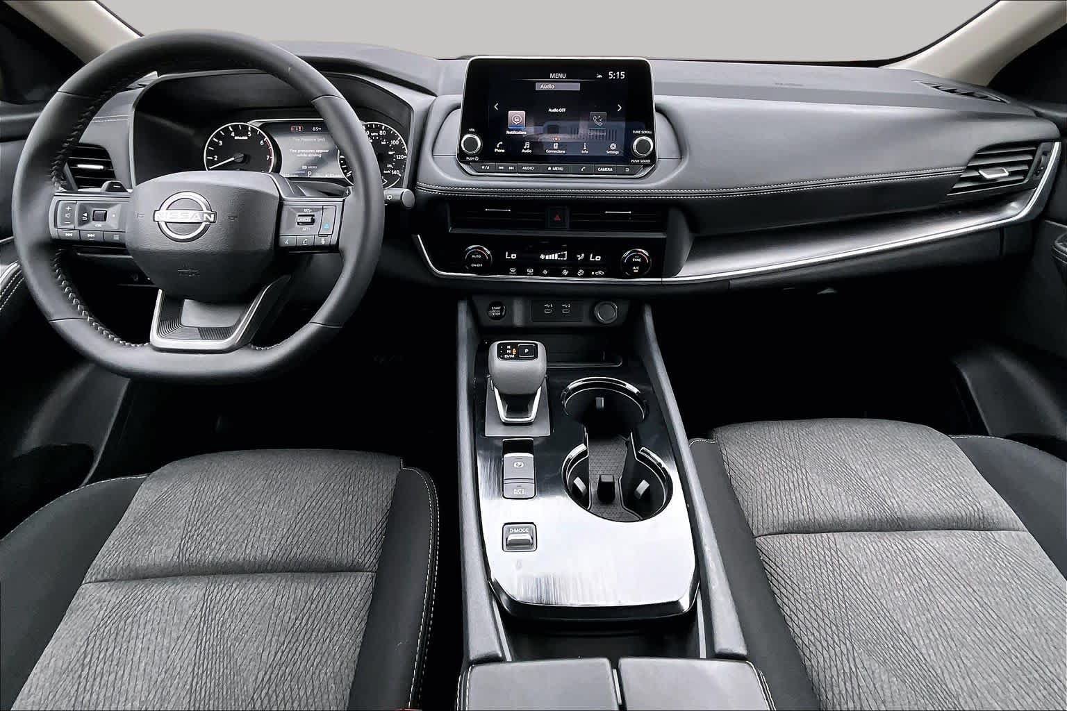 Certified 2026 Nissan Rogue SV FWD image 16