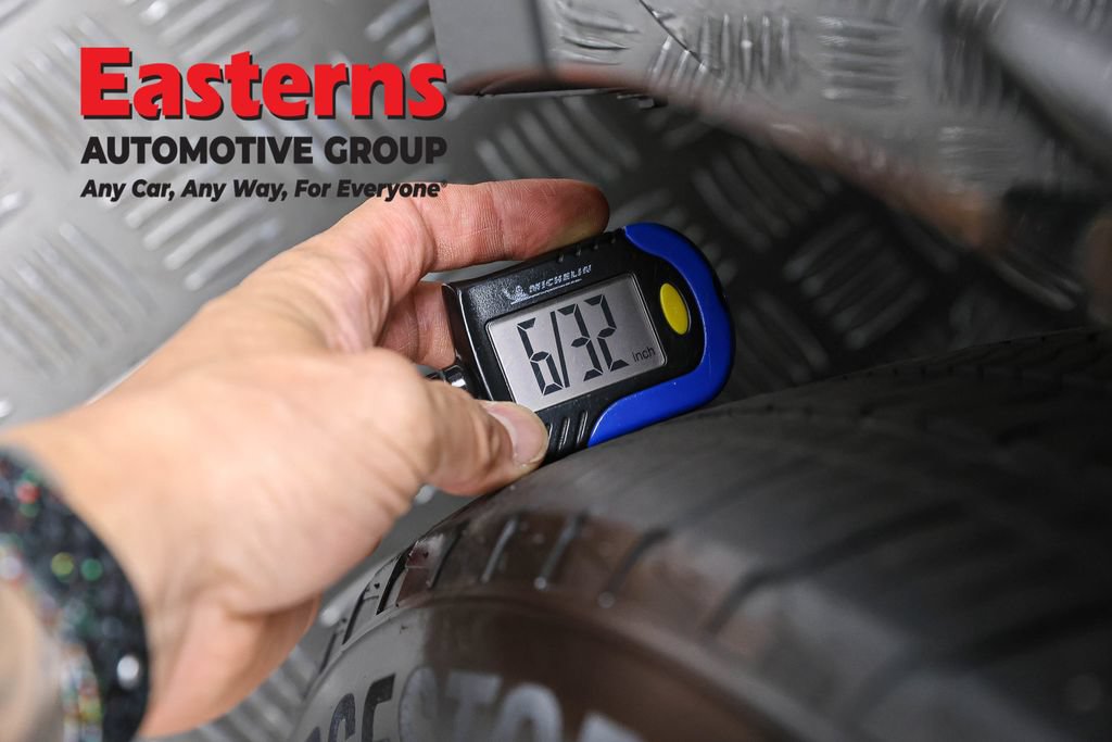 Used 2025 Ford Mustang Mach-E Premium AWD/4WD image 28