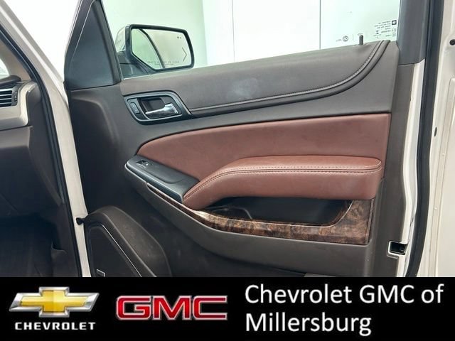 Used 2017 Chevrolet Suburban Premier AWD/4WD image 23