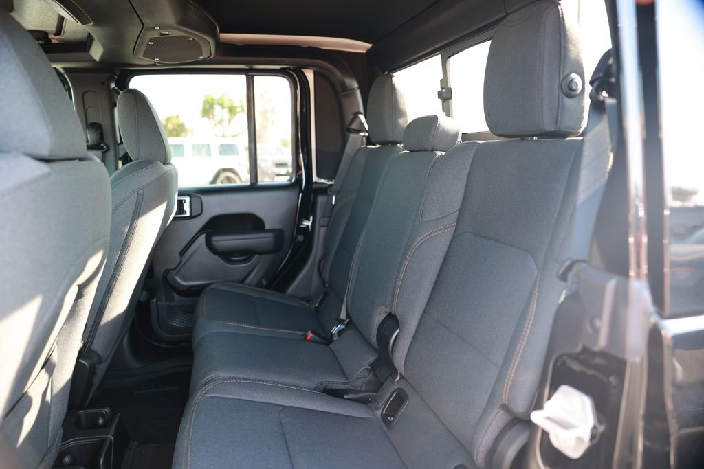 New 2026 Jeep Gladiator Sport image 30