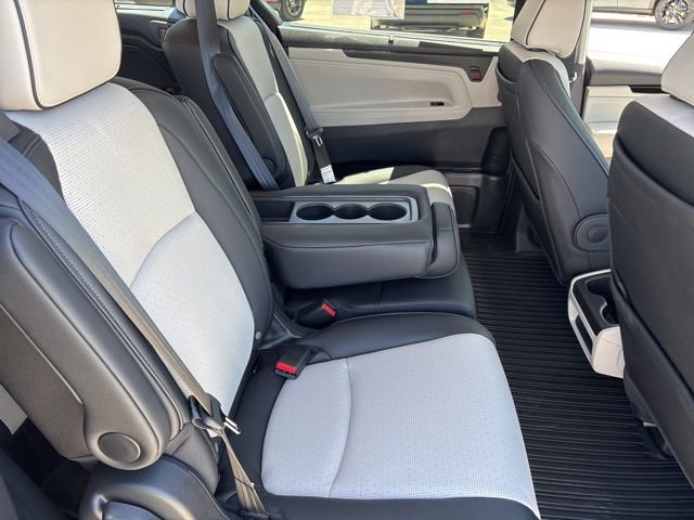 Certified 2026 Honda Odyssey Elite image 17