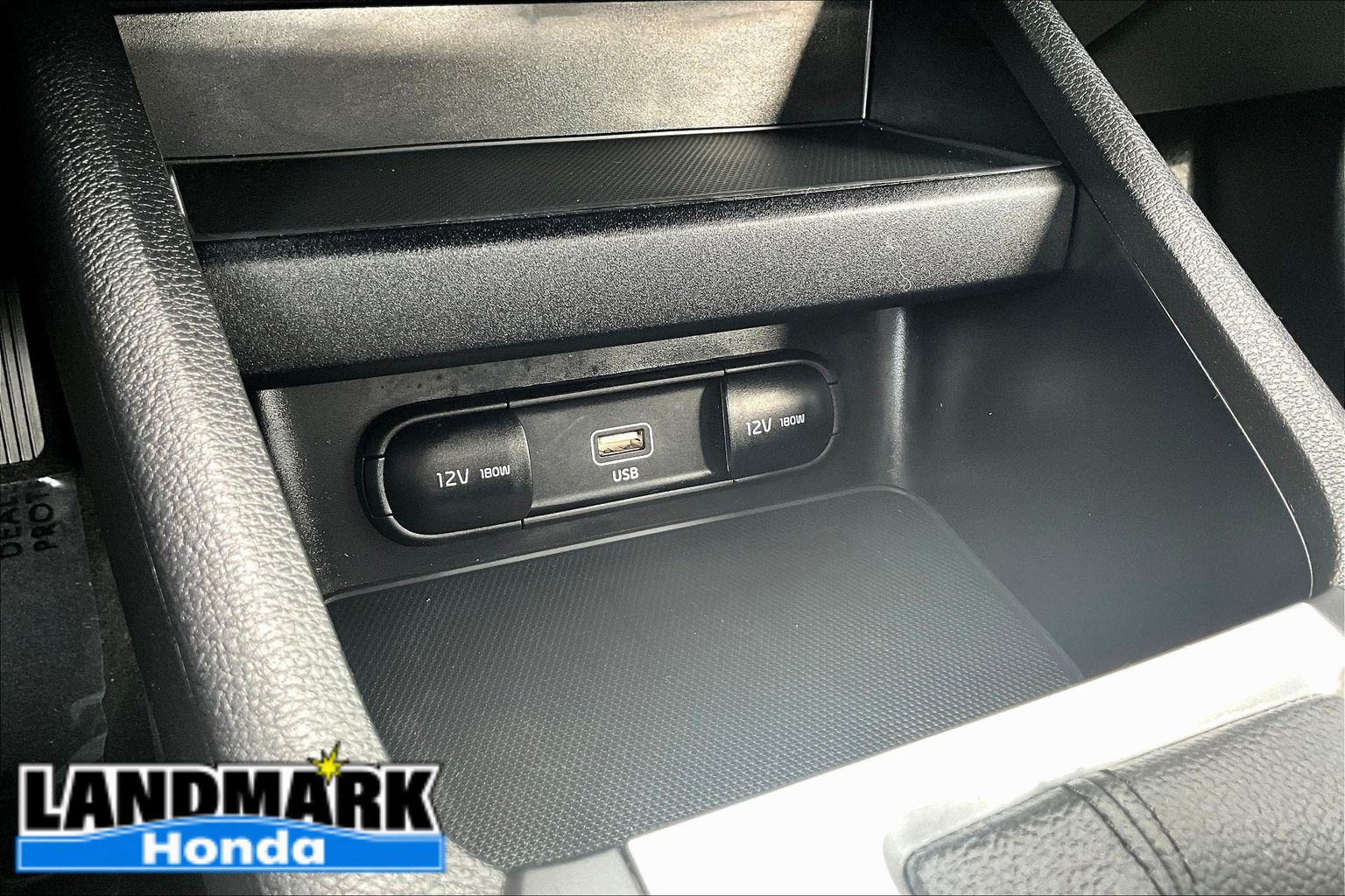 Used 2023 Kia Forte LXS w/ LXS Technology Package FWD image 24
