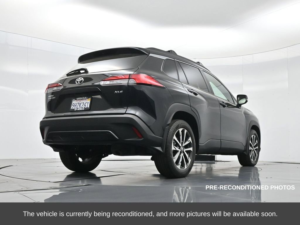 Used 2023 Toyota Corolla Cross XLE image 48