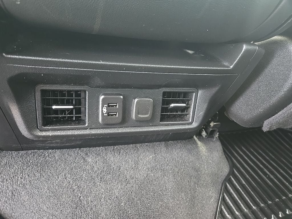 Used 2020 GMC Sierra 1500 SLT AWD/4WD image 25