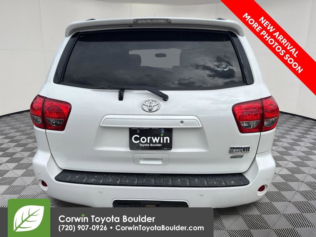 Used 2016 Toyota Sequoia Platinum AWD/4WD image 7