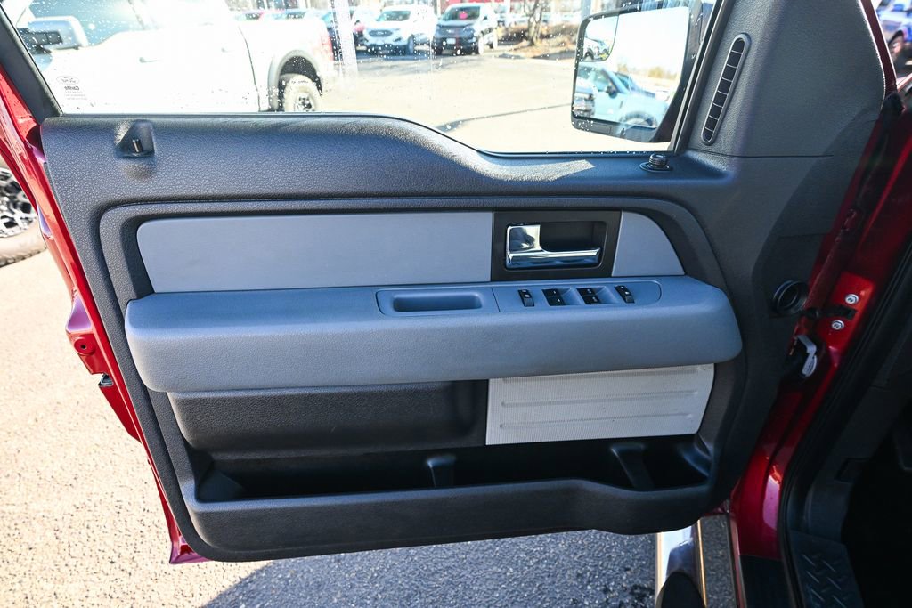 Used 2014 Ford F150 XLT image 19