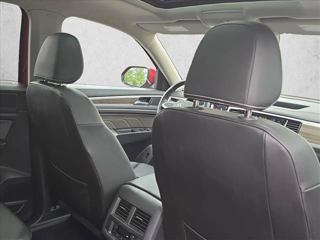Used 2023 Volkswagen Atlas SEL AWD/4WD image 24