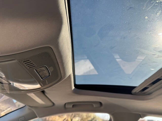 Used 2015 Audi A4 2.0T Premium image 51