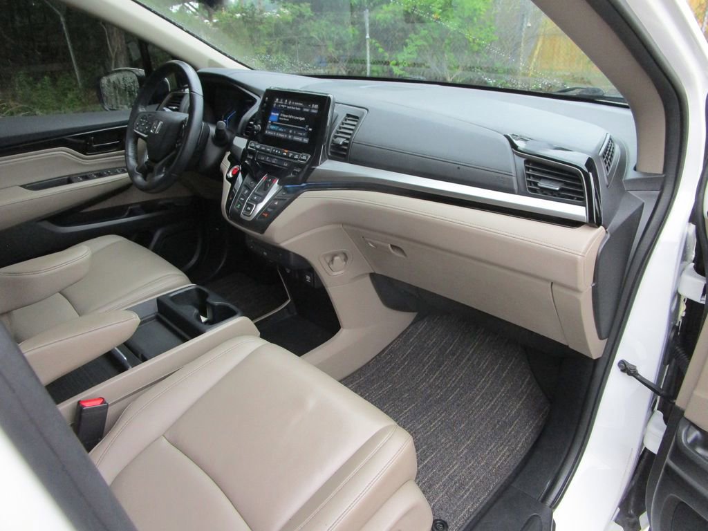 Used 2021 Honda Odyssey Touring image 26