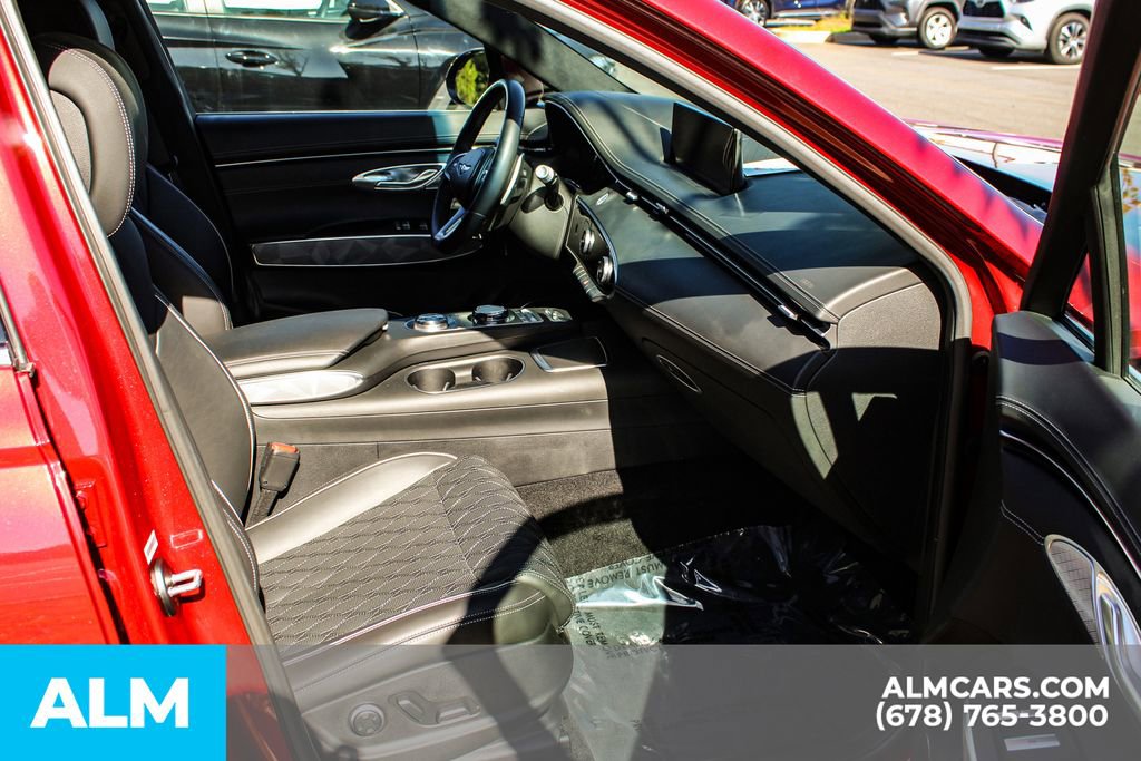 Used 2025 Genesis GV70 3.5T Sport w/ Sport Advanced Package image 16