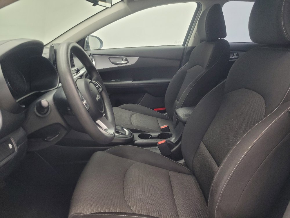 Used 2023 Kia Forte LXS image 17