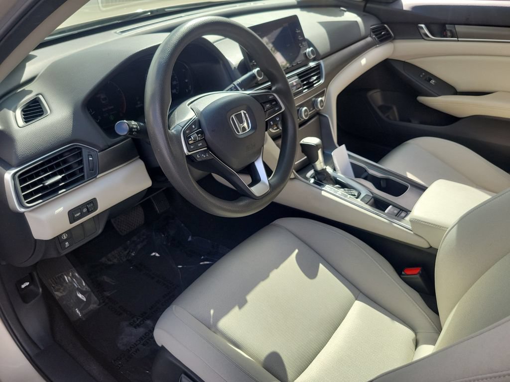 Used 2018 Honda Accord LX image 18