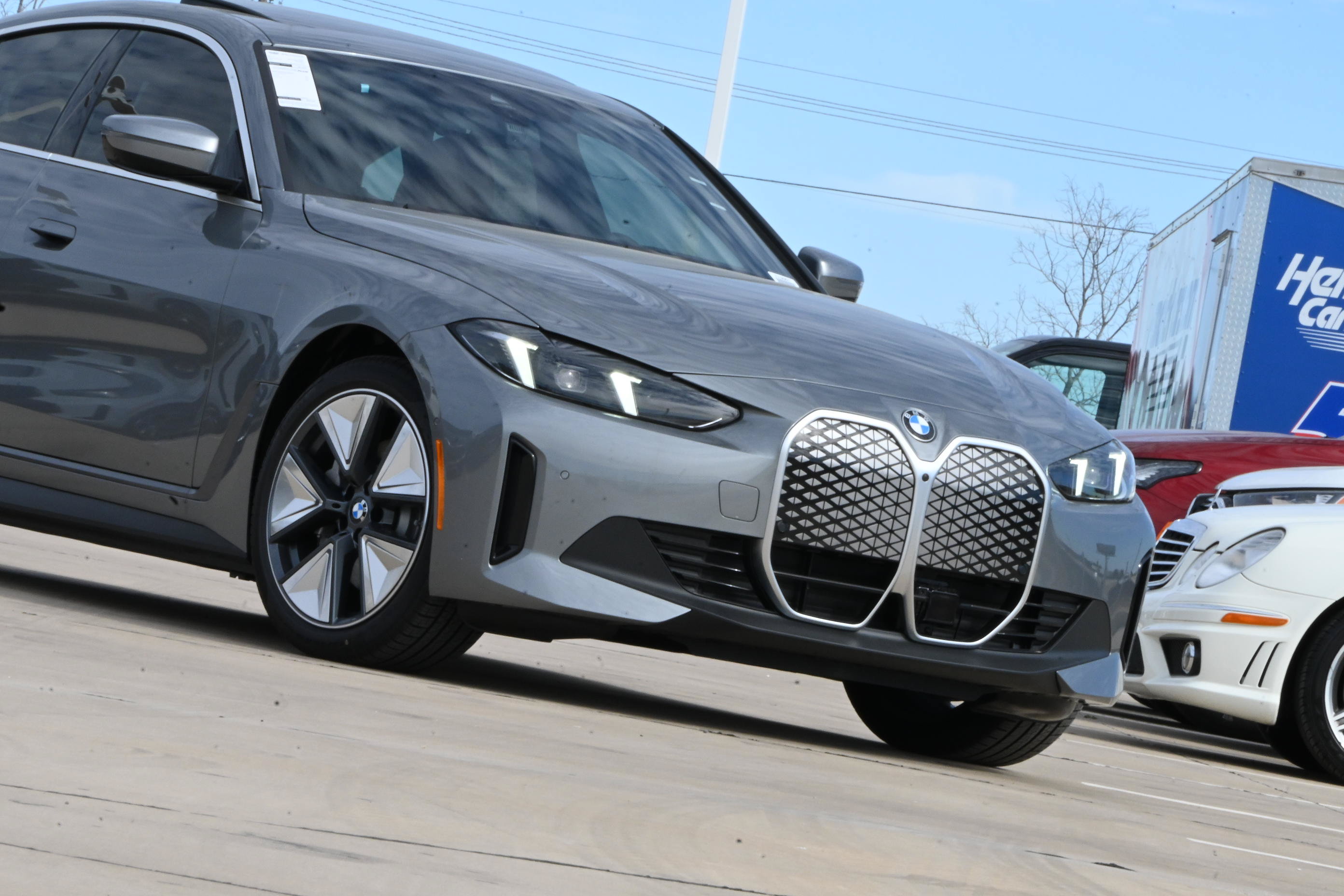 Used 2026 BMW i4 xDrive40i w/ Premium Package AWD/4WD image 3