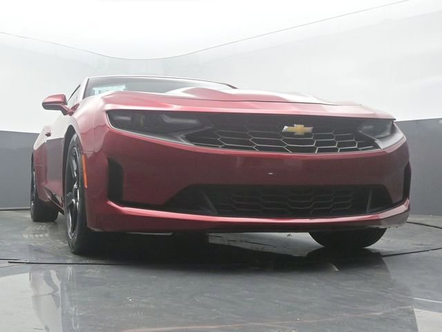 Used 2021 Chevrolet Camaro LT RWD image 49