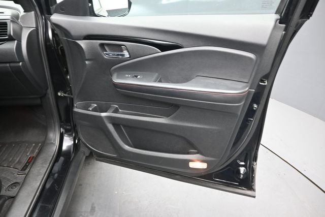 Used 2021 Honda Pilot Black Edition image 21