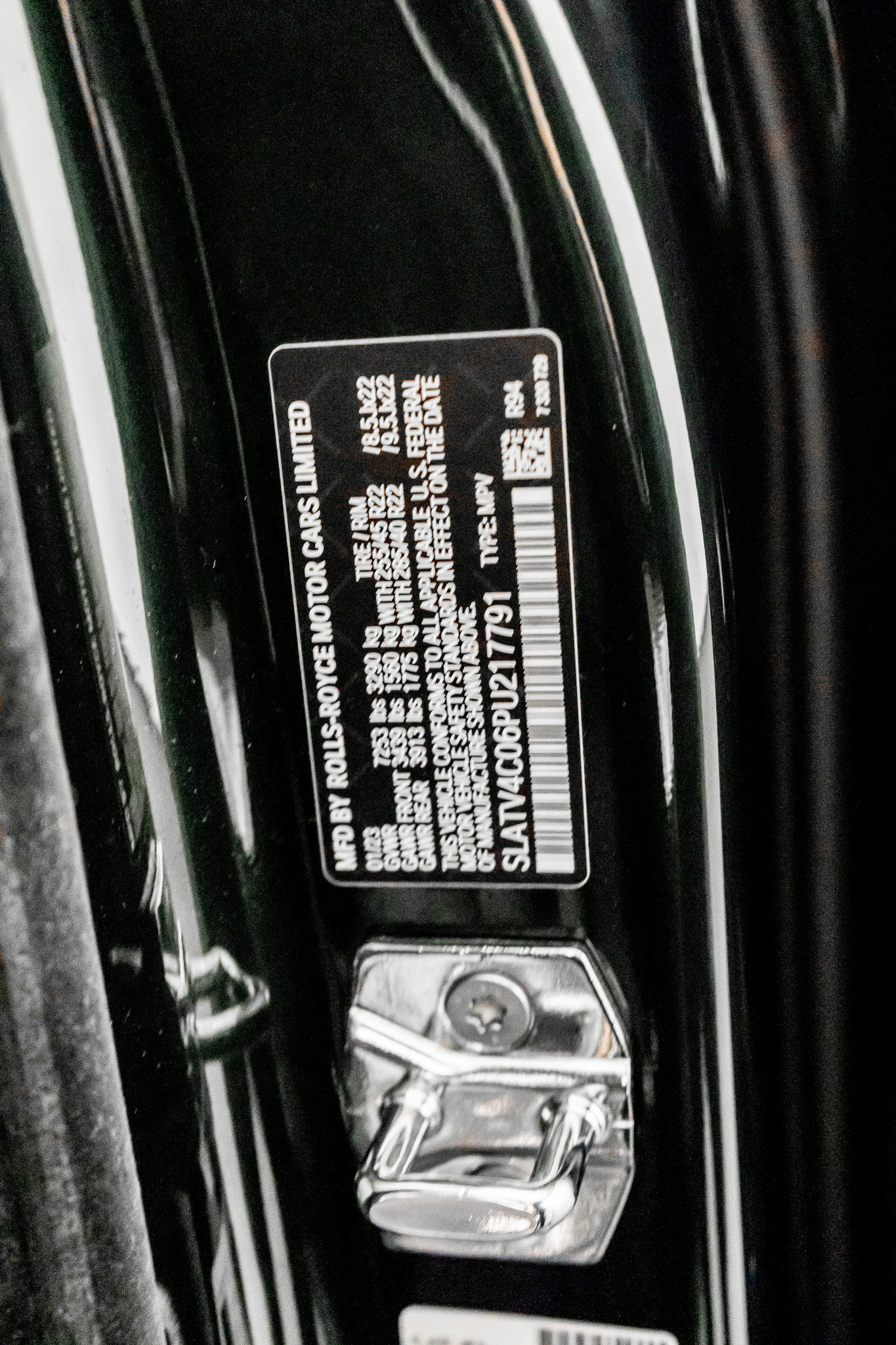 Used 2023 Rolls-Royce Cullinan w/ Cullinan Package image 61