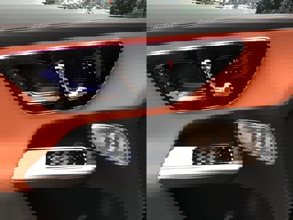 Certified 2023 Mercedes-Benz GLC 300 4MATIC image 12