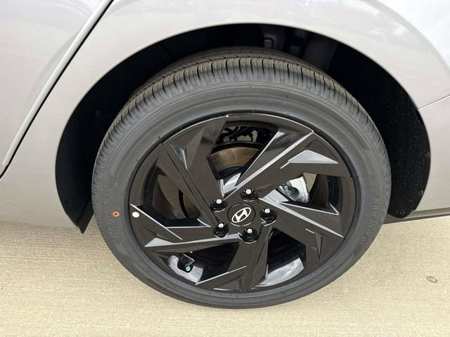 New 2026 Hyundai Elantra SEL Sport image 7