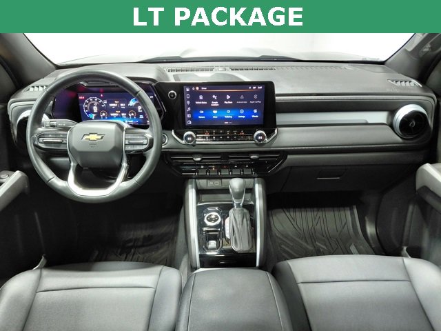 Used 2024 Chevrolet Colorado LT w/ LT Convenience Package III image 2