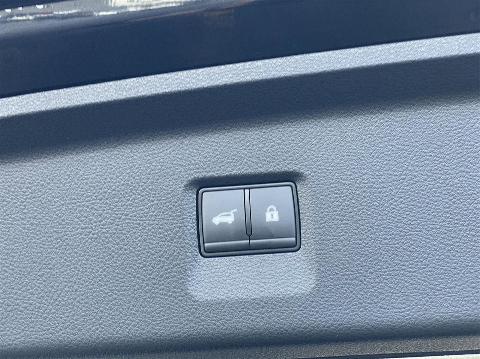 Used 2026 INFINITI QX60 Luxe w/ Cargo Package AWD/4WD image 10