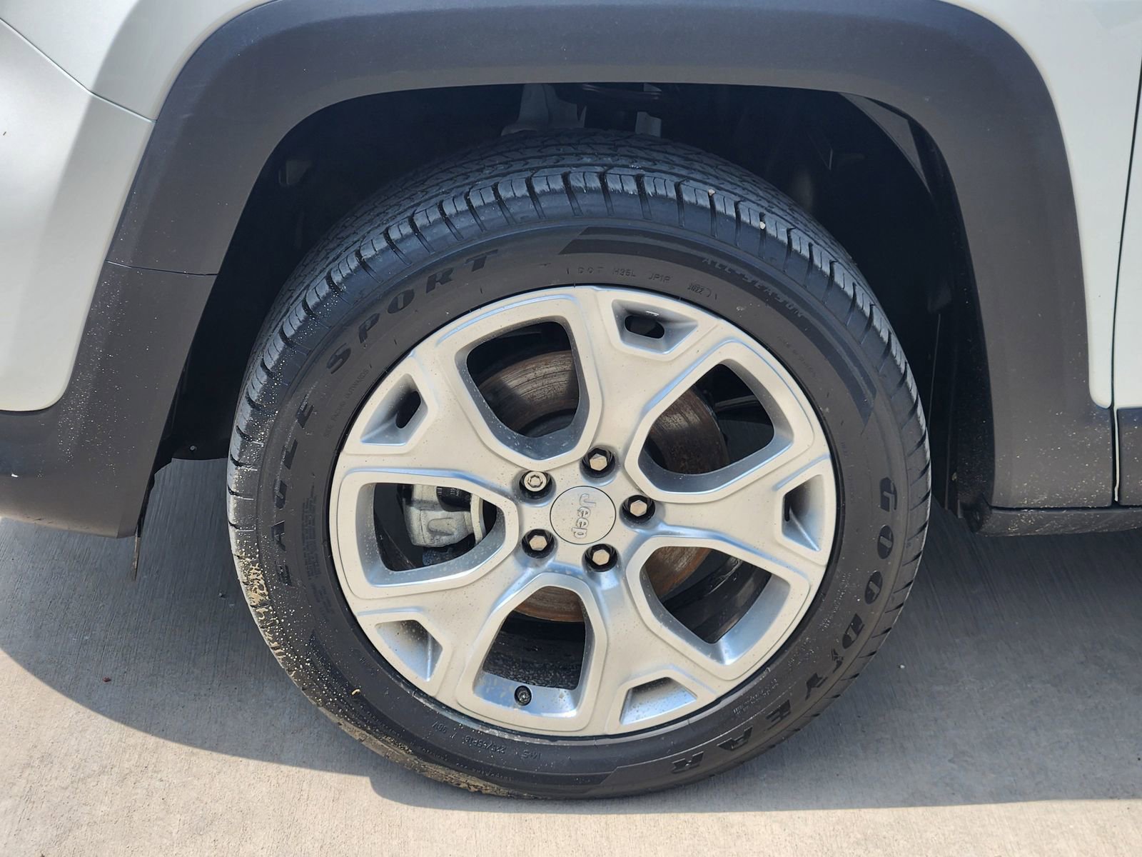 Used 2023 Jeep Renegade Limited AWD/4WD image 11