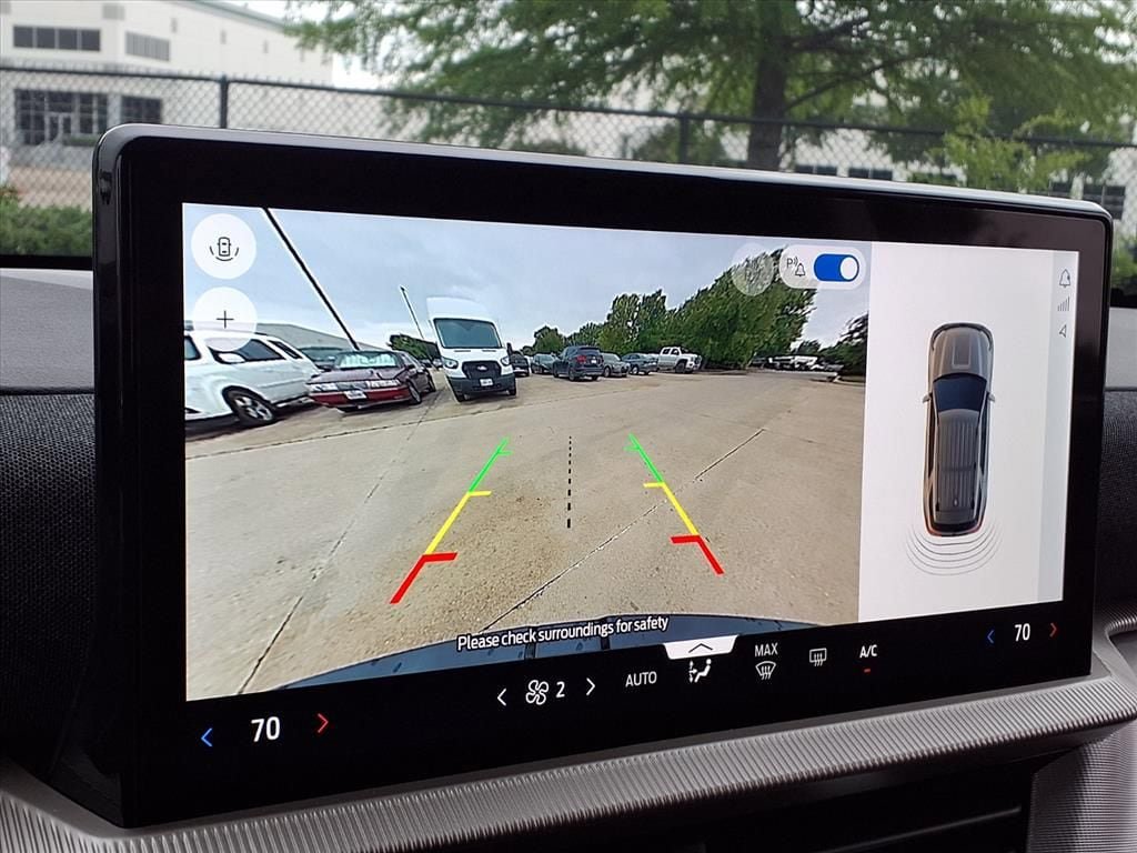 New 2026 Ford Explorer Active RWD image 9