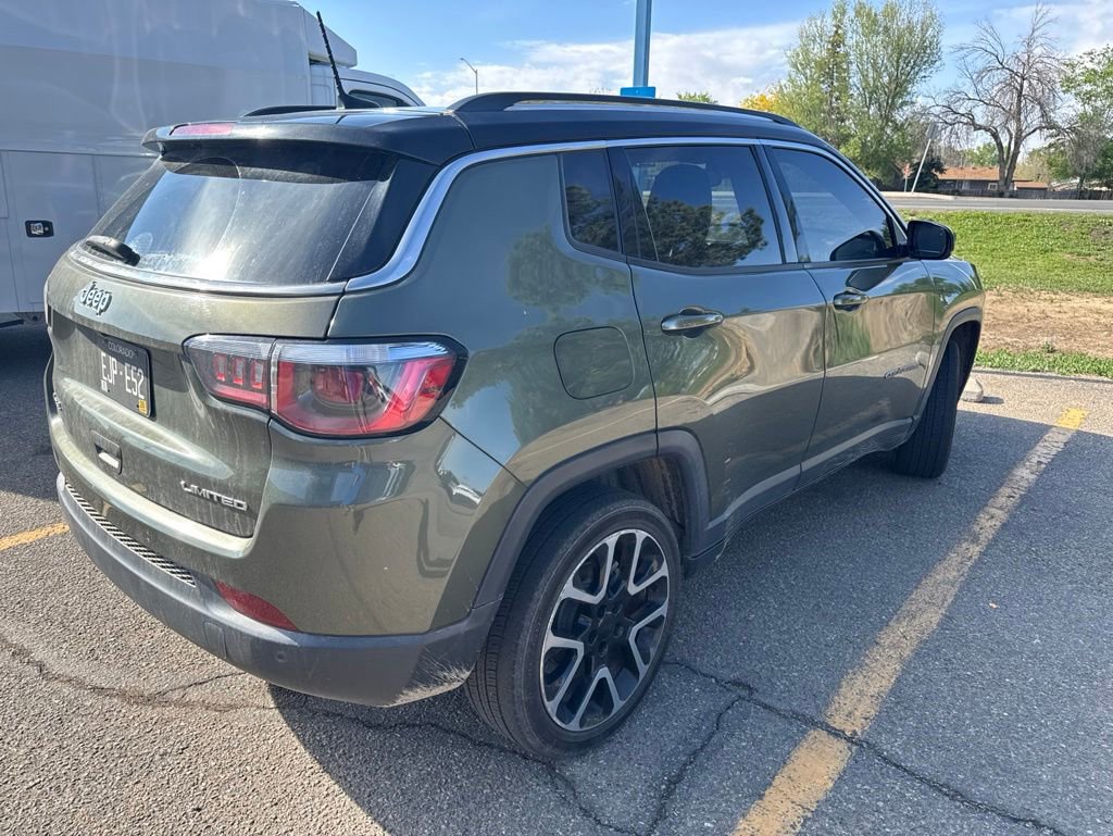 Used 2017 Jeep Compass Limited w/ Navigation Group AWD/4WD image 10